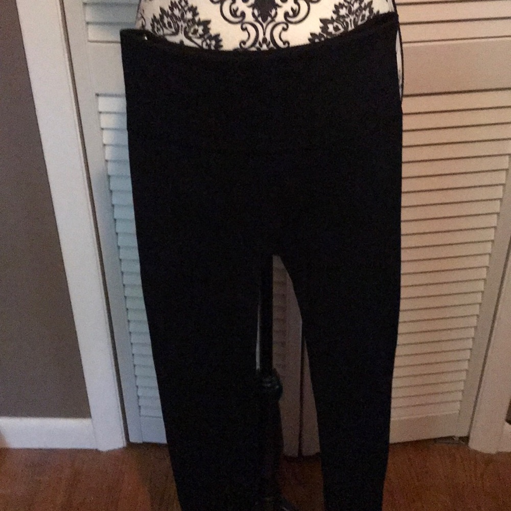 Black leggings